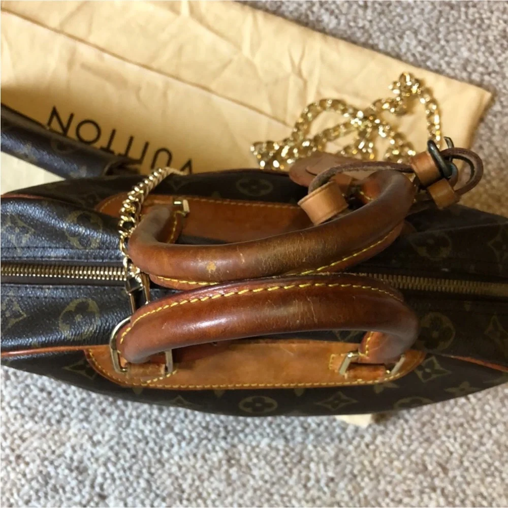 ⭐️SALE⭐️$450 ❣️Louis Vuitton❣️monogram Troville w/bonus gift - Picture 5 of 12